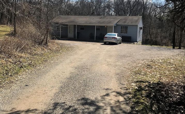 Newtonsville Road, Wayne Twp