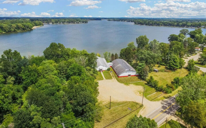 4525 Long Lake Drive, Portage