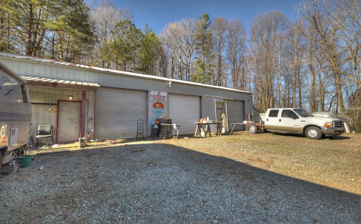3438 Roy Road, Ellijay
