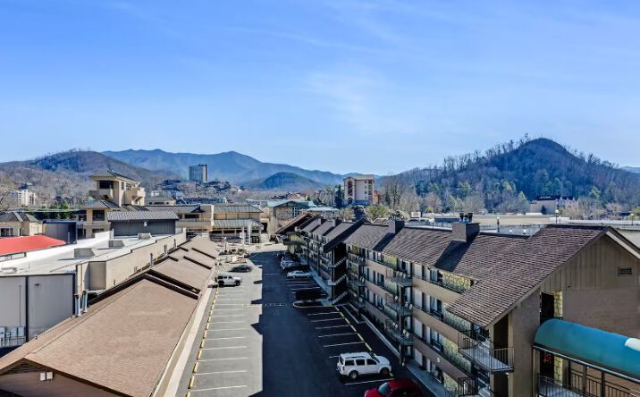 929 Parkway, Gatlinburg