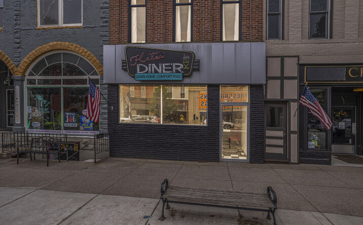 129 W Michigan Avenue, Marshall