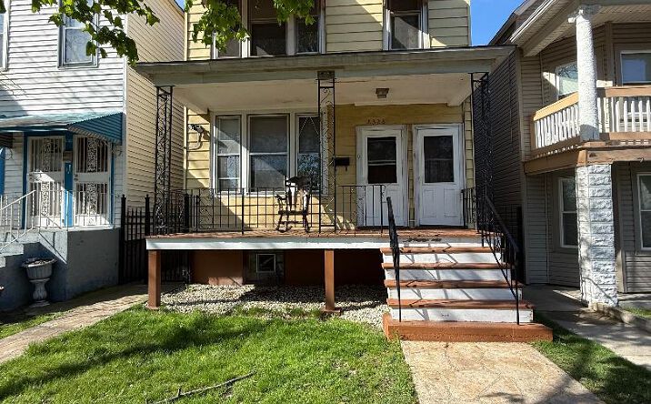 8328 S Baker Avenue, Chicago