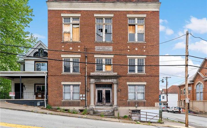 400 5th St, Charleroi