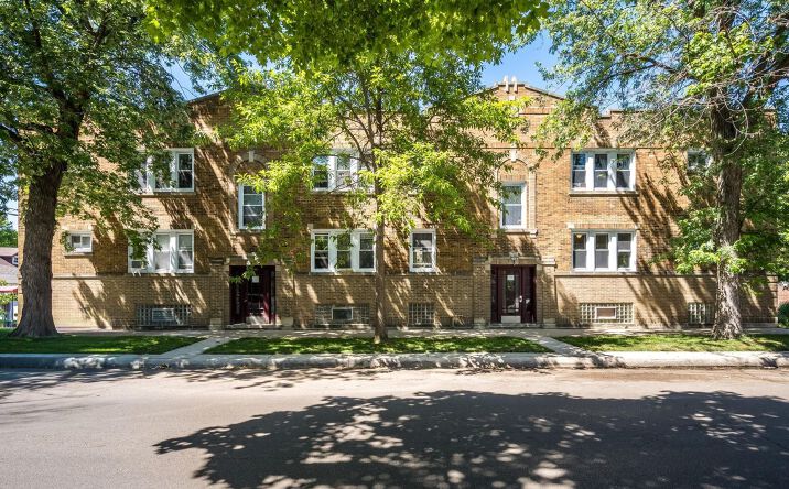 5434 W Wellington Avenue, Chicago