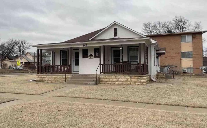 140 W 1st Street, Junction City