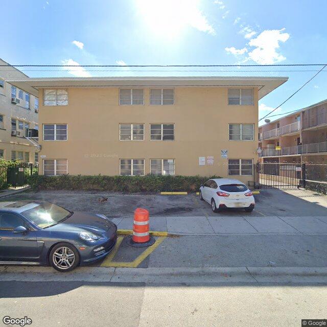 954 SW 4th St, Miami