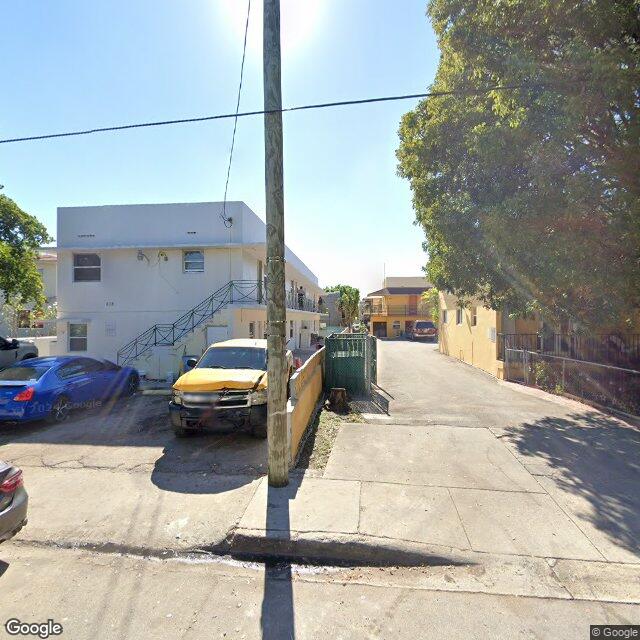840 NW 4th St, Miami