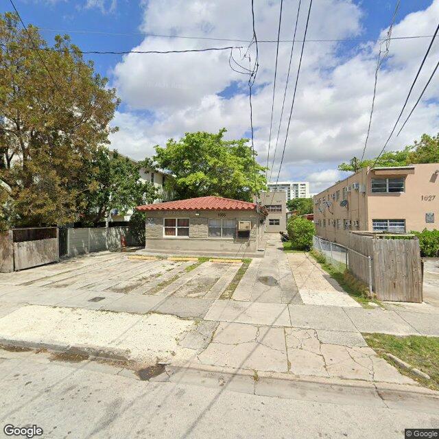 1035 NW 4th St, Miami