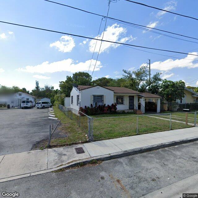 290 48th St, Miami