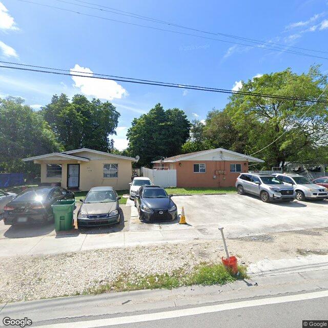 564 NW 95th St, Miami