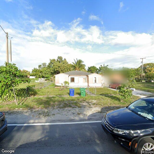 16525 N Miami Avenue, Miami