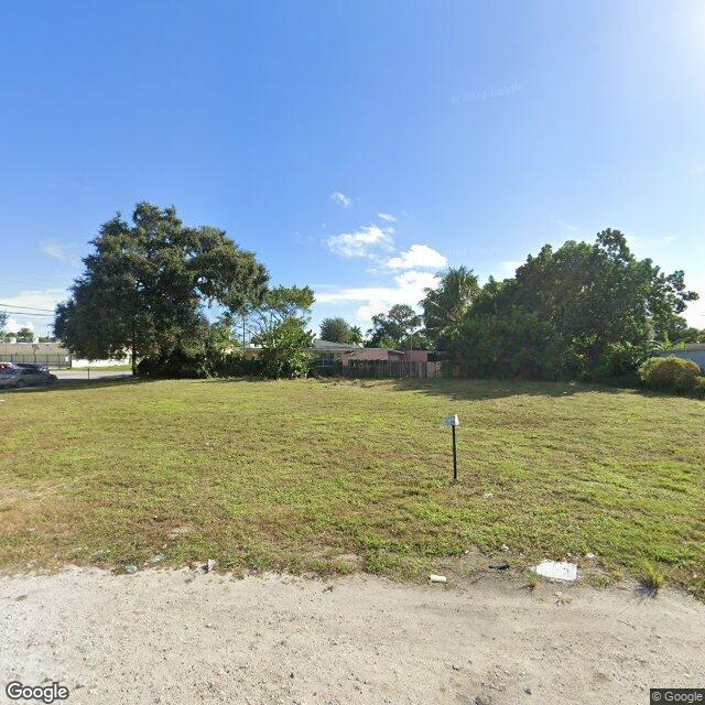 16575 N Miami Avenue, Miami