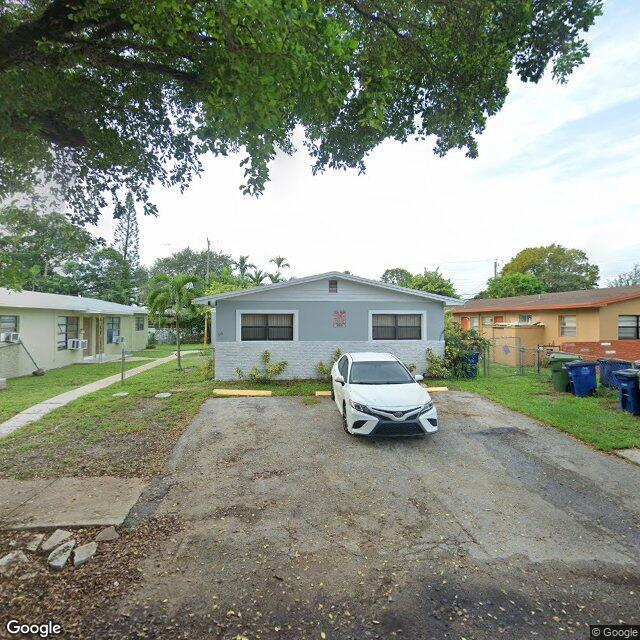 509 SW 9th St, Hallandale Beach
