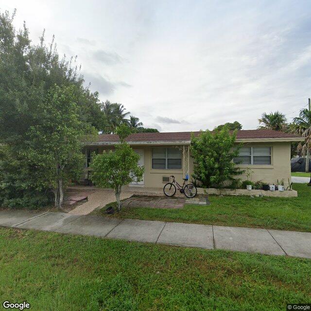 901 SW 4th Te, Hallandale Beach