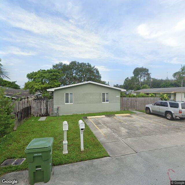 430 SW 9th Ave #1-2, Hallandale Beach