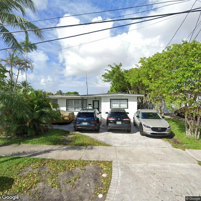 240 SW 10th Avenue, Hallandale Beach