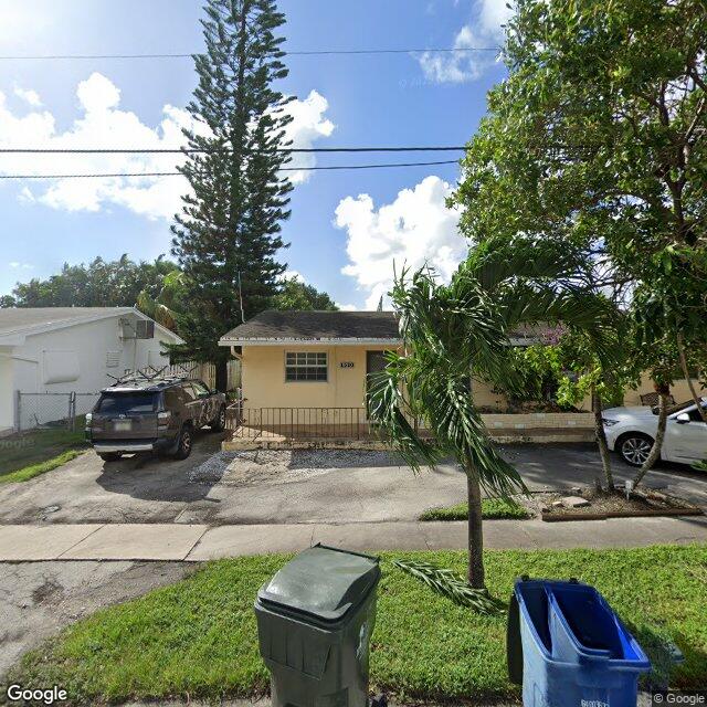 920 SW 2 CT, Hallandale Beach