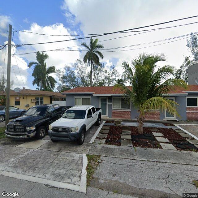 201 SW 10th Te, Hallandale Beach