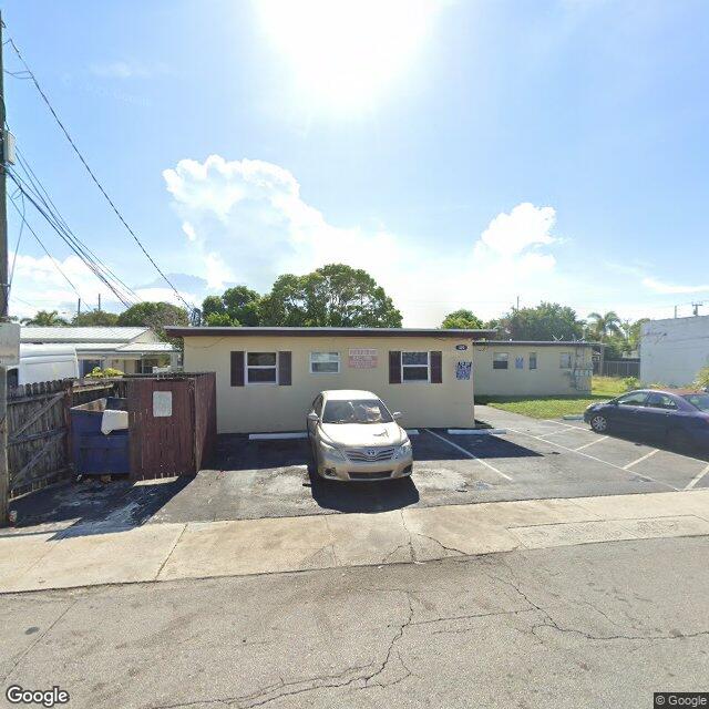 320 NW 2ND AV, Hallandale Beach