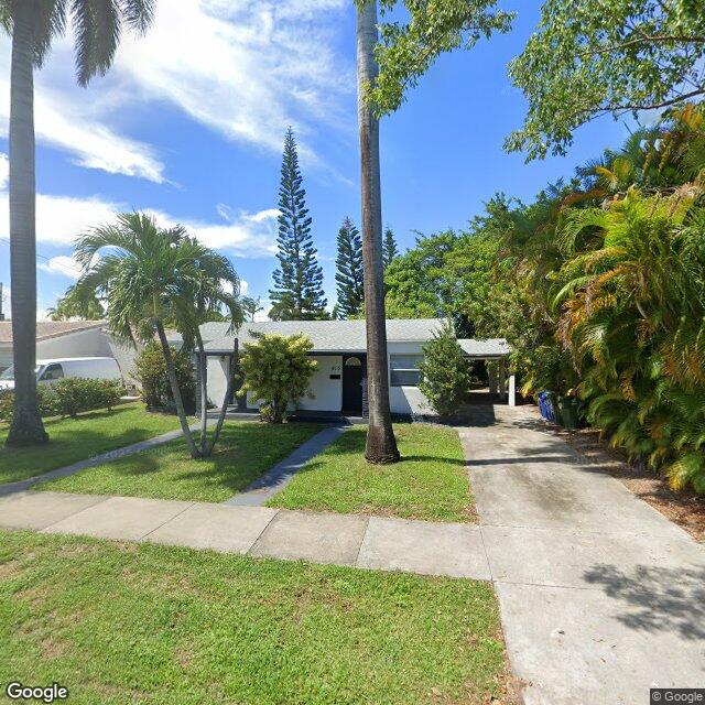 815 NE 5TH ST, Hallandale Beach