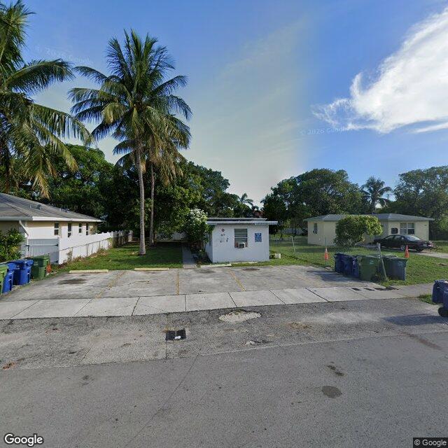 817 NW 10TH ST, Hallandale Beach