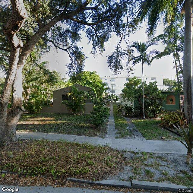 2015 TAYLOR ST, Hollywood
