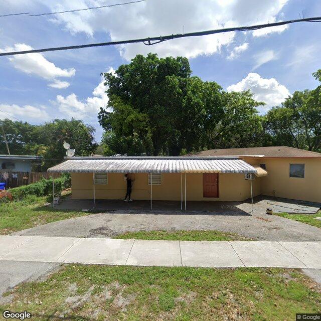 511 Columbus Parkway, Hollywood