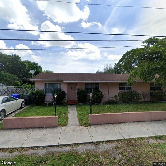 5747 Buchanan St, Hollywood