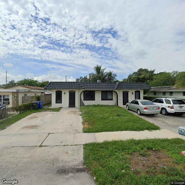 56285630 Hayes St, Hollywood