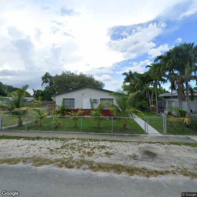 2405 Cleveland Street, Hollywood