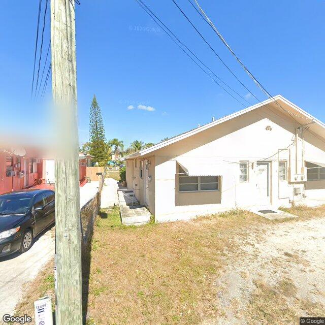 2440 ROOSEVELT ST # B, Hollywood