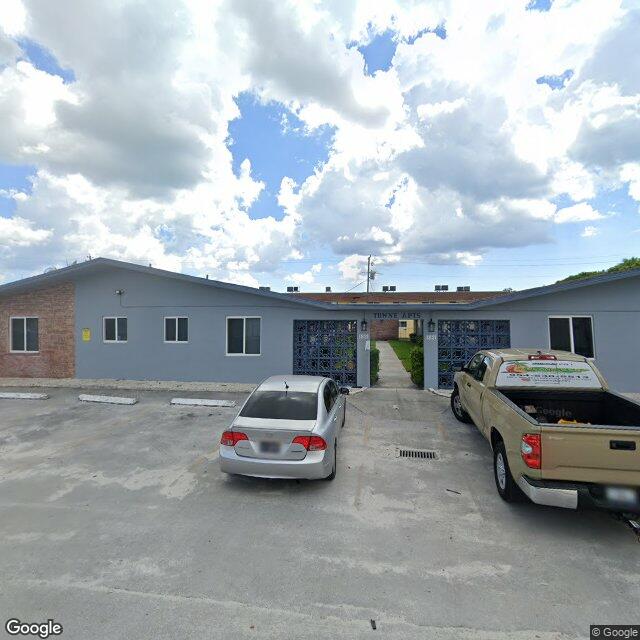 1821 N 17th Court, Hollywood