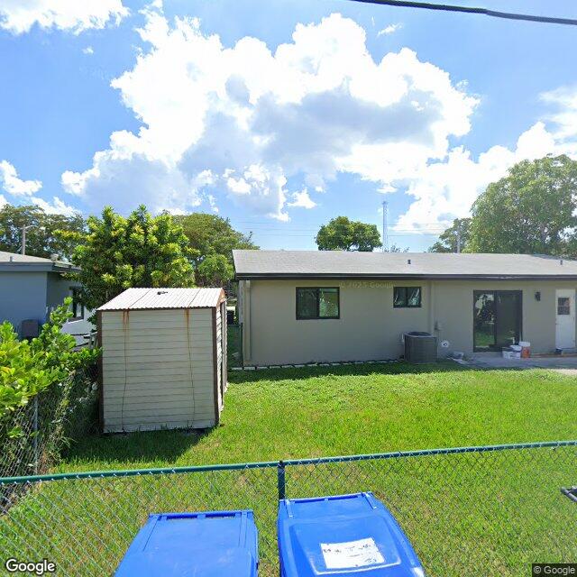 2104-2106 N 14th Ave, Hollywood
