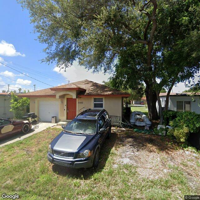 2242 Thomas St, Hollywood