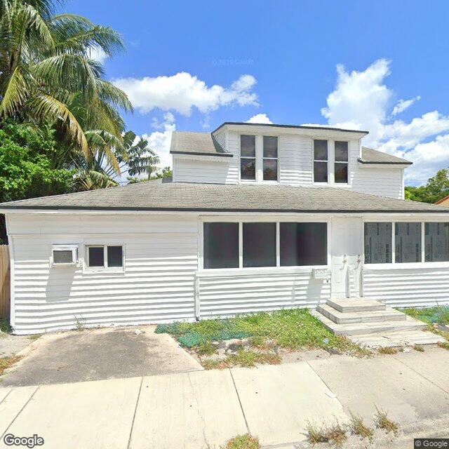 220 SW 16th St, Dania Beach