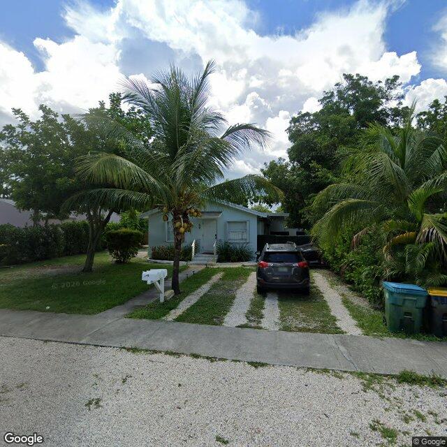 49 SW 14th St, Dania Beach