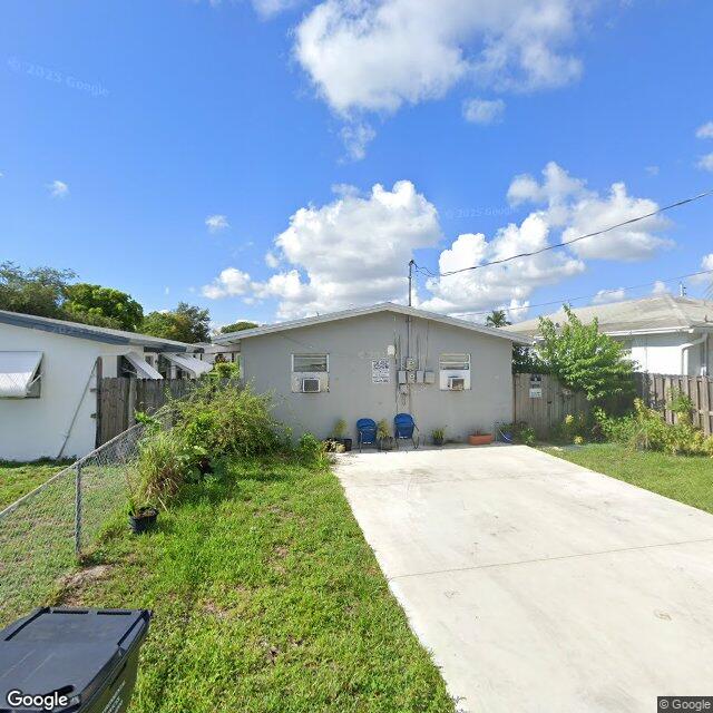 2243 Farragut Street, Hollywood