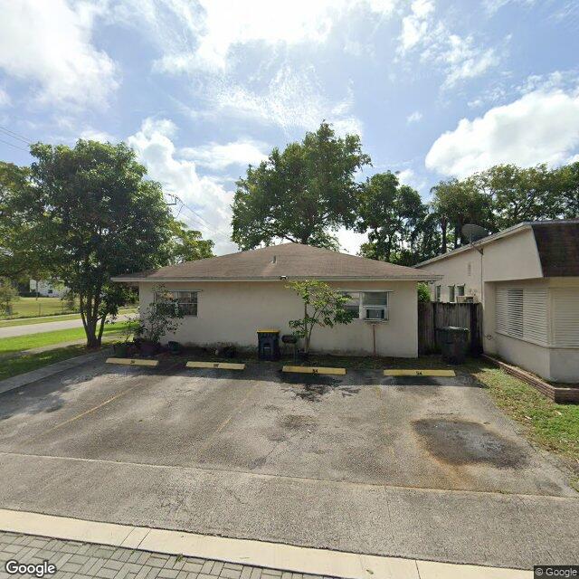 54 SE 13TH ST, Dania Beach