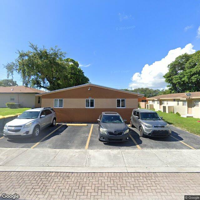 707 SW 9TH ST, Dania Beach