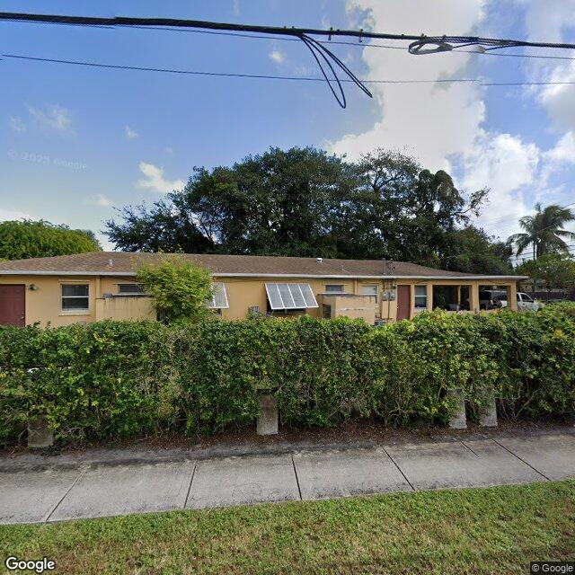 281 SW 7th Street, Dania Beach