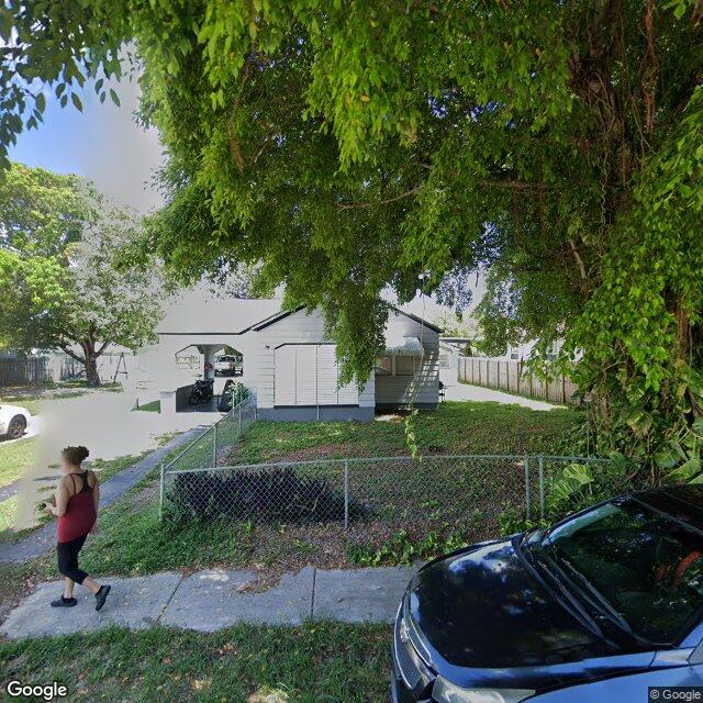 214 SW 4th St, Dania Beach