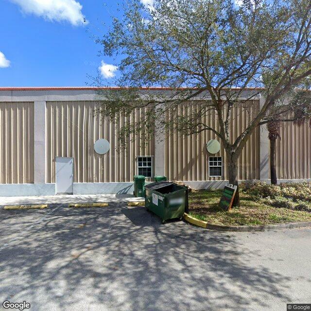 6950 Stirling Road, Hollywood