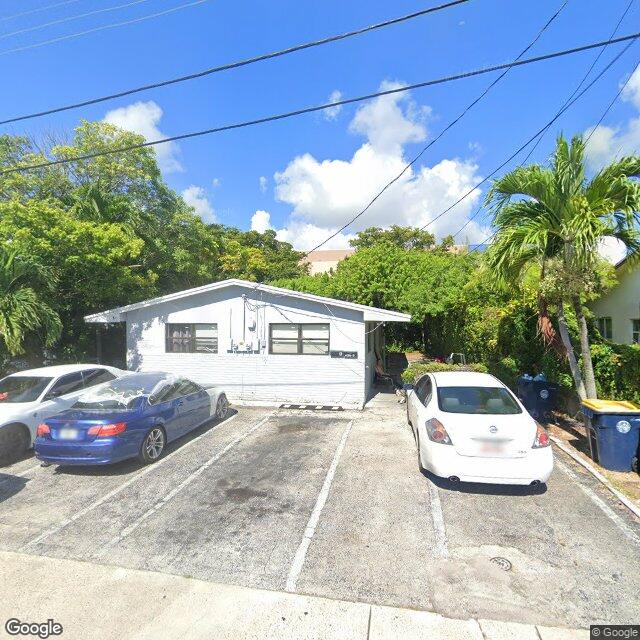 110 SW 7th Ave, Dania Beach