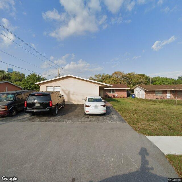 5221 SW 43rd Ter, Dania Beach