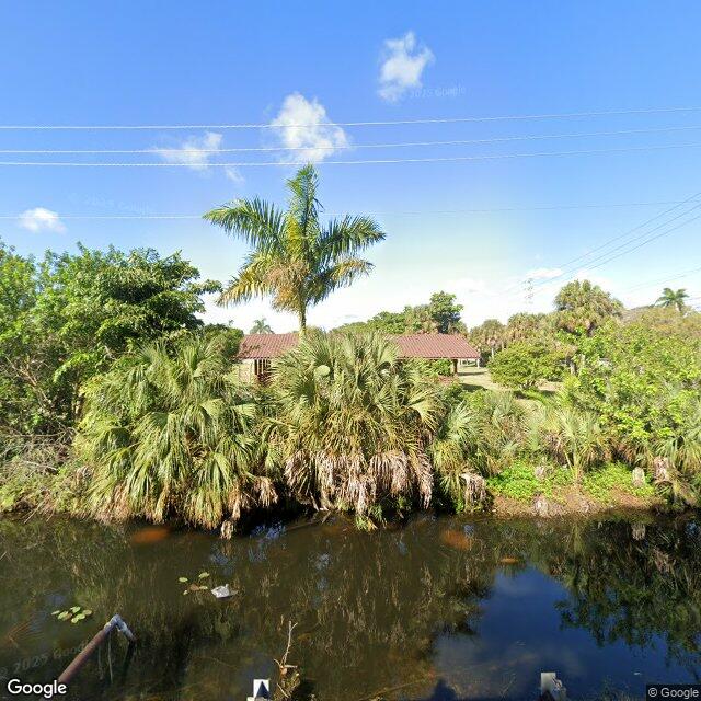 7050 GRIFFIN RD, Davie