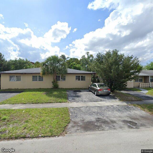 1135-1131 NW 58th Ave, Lauderhill