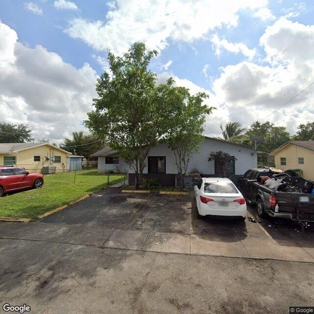 5940-5944 NW 20th St, Lauderhill