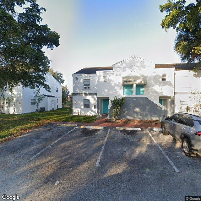 2561 NW 56th Ave, Lauderhill