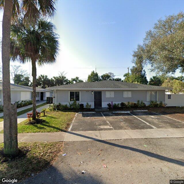 5830 NW 27th Ct, Lauderhill