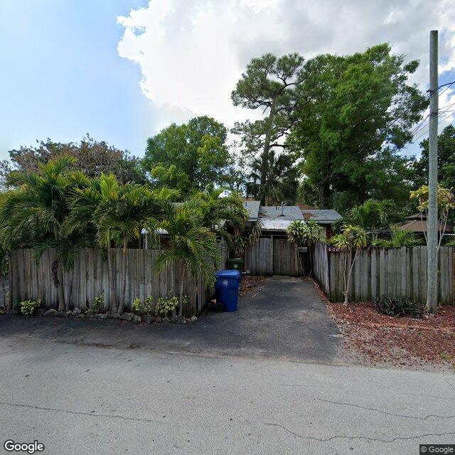 600 NE 28th St, Wilton Manors